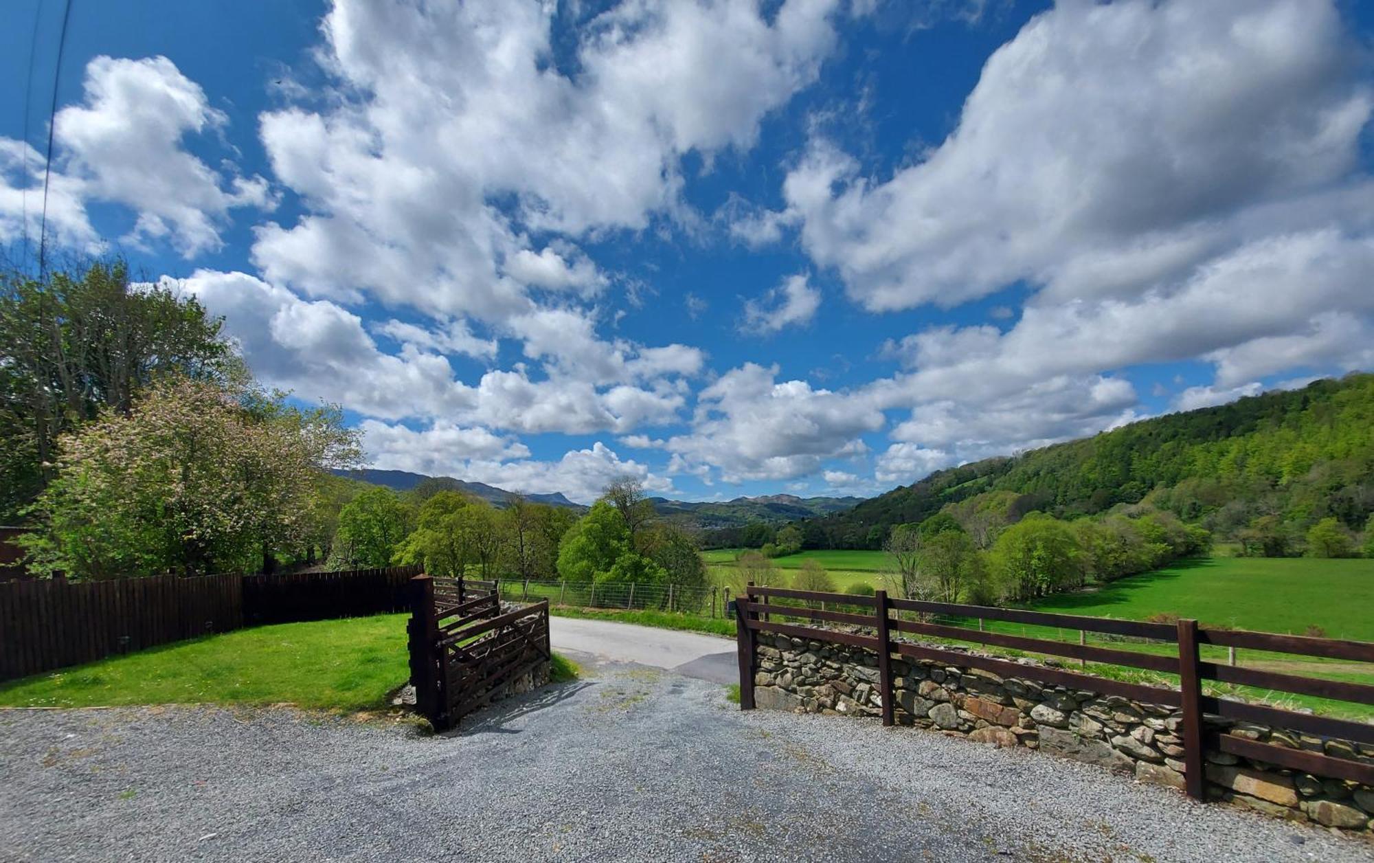 Cader Mountain View Cottage With Hot Tub In Snowdonia Dolgellau Ngoại thất bức ảnh