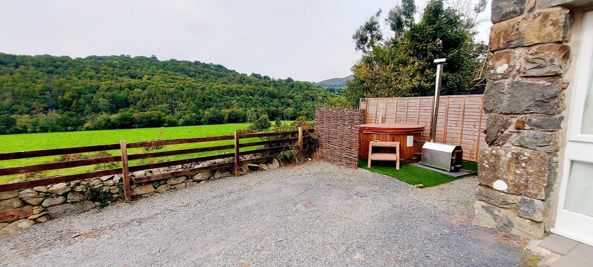Cader Mountain View Cottage With Hot Tub In Snowdonia Dolgellau Ngoại thất bức ảnh