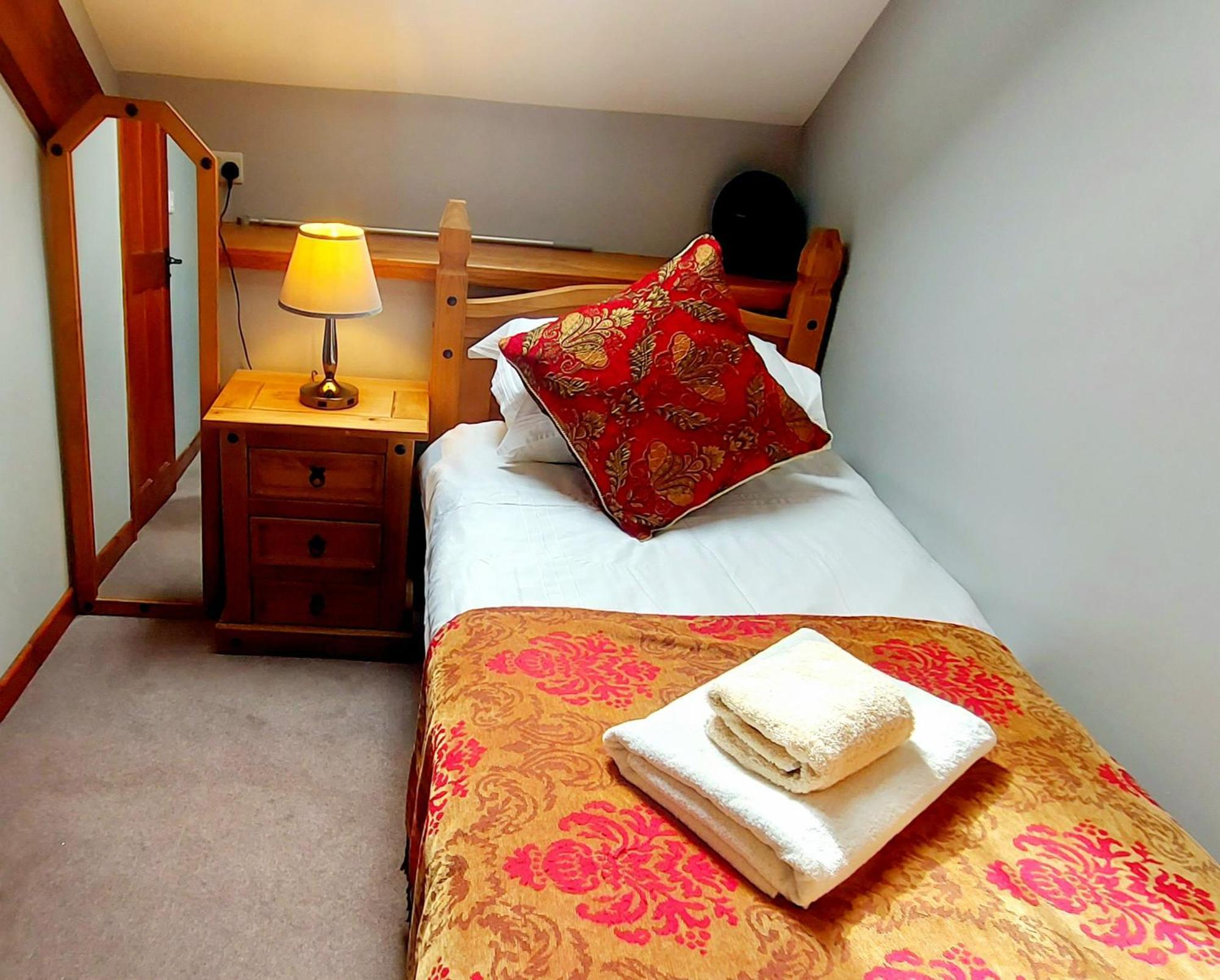 Cader Mountain View Cottage With Hot Tub In Snowdonia Dolgellau Ngoại thất bức ảnh
